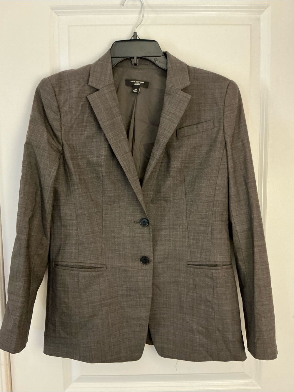 Ann Taylor Gray Virgin Wool Stretch Blazer Size 6P